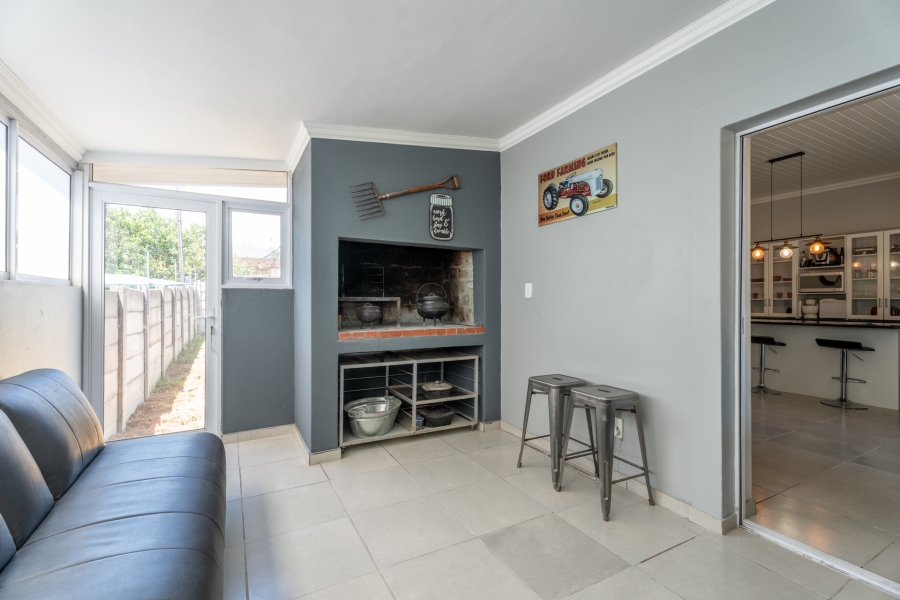 3 Bedroom Property for Sale in Wellington North Western Cape